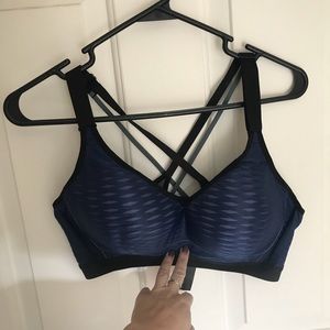 VS Sports Bra